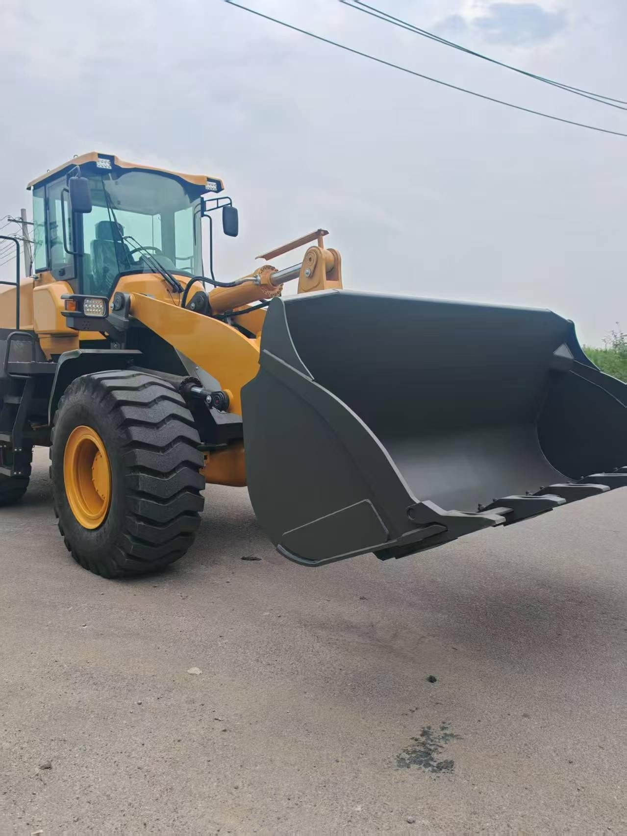 ZL946F